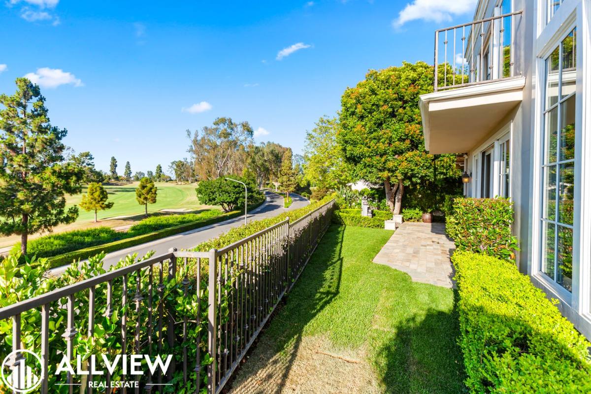 House for rent at 8 Rue Verte, Newport Beach, CA 92660