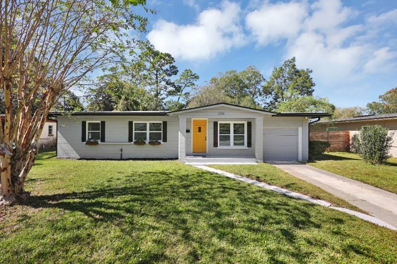 House for rent at 1374 Murray Dr, Jacksonville, FL 32205