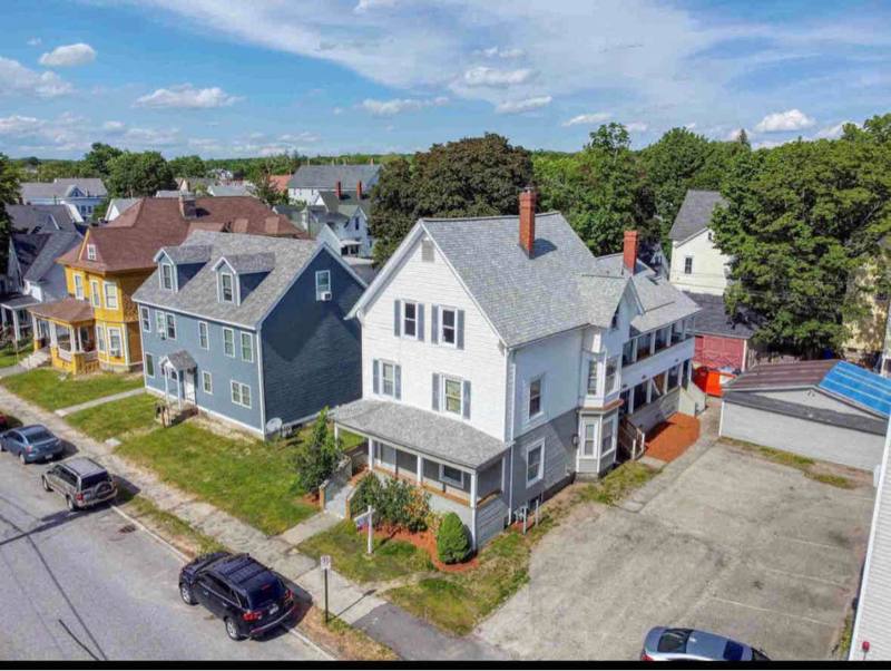 Apartment for rent at 715 Union St #2R, Manchester, NH 03104