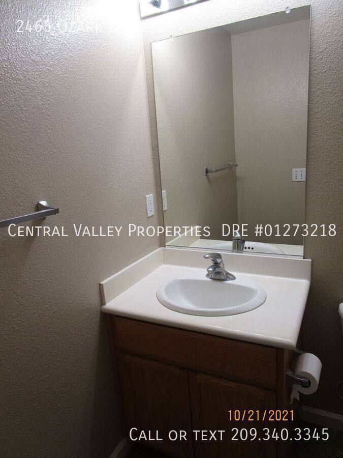 House for rent at 2465 Ozark Dr, Tracy, CA 95304