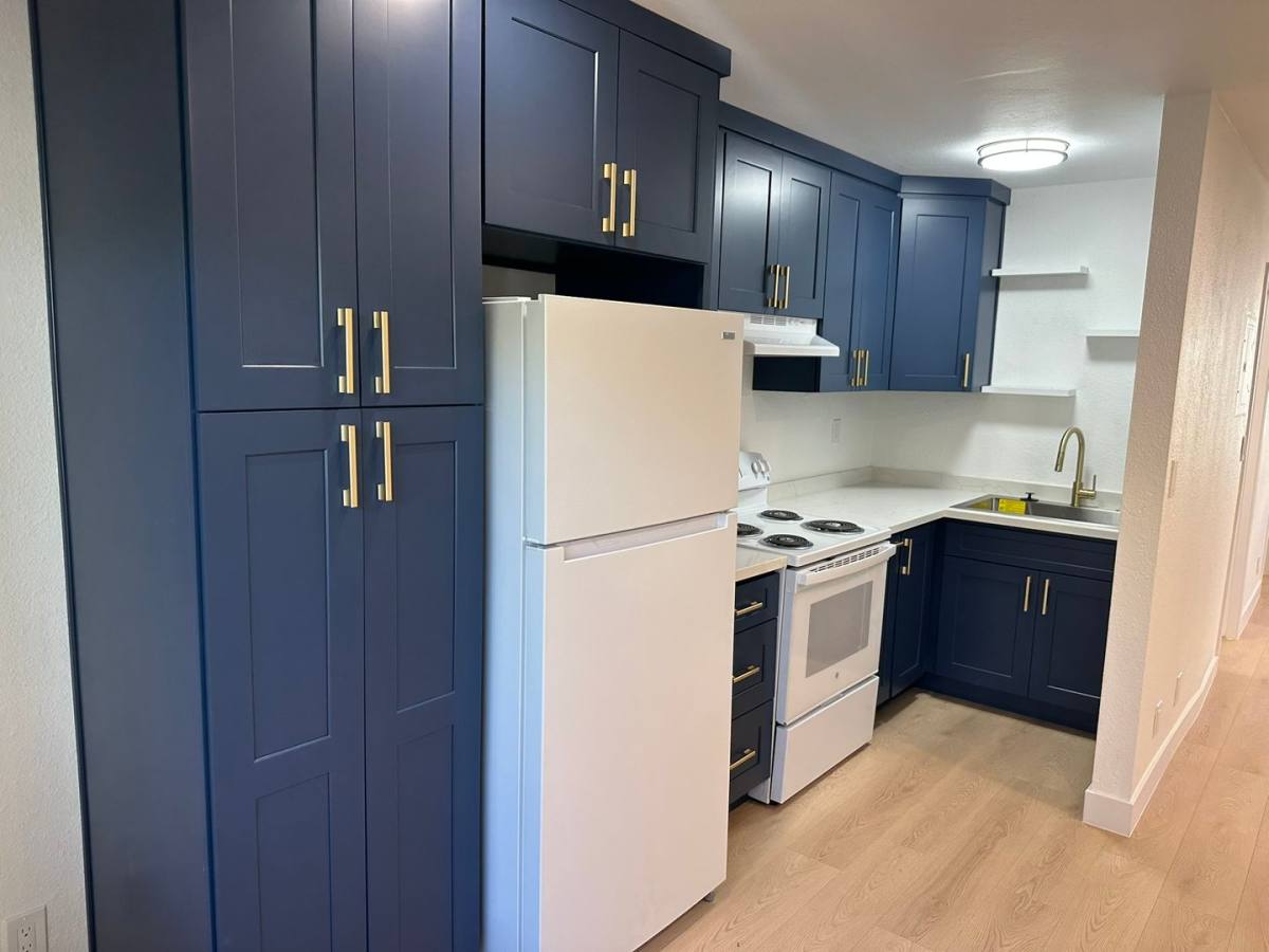Apartment for rent at 10317 Jordan Ave, Chatsworth, CA 91311