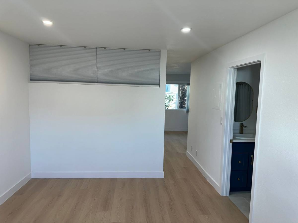 Apartment for rent at 10317 Jordan Ave, Chatsworth, CA 91311