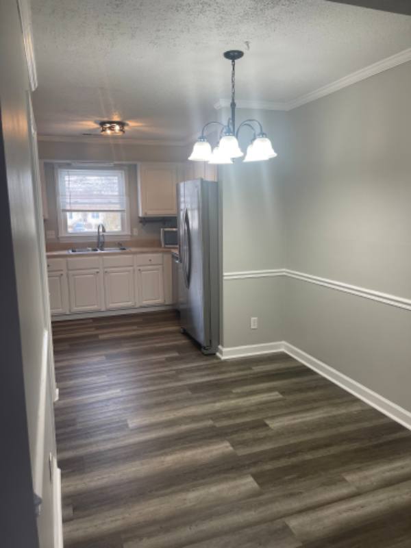 Townhouse for rent at 1139 Glendale Dr, Greensboro, NC 27406