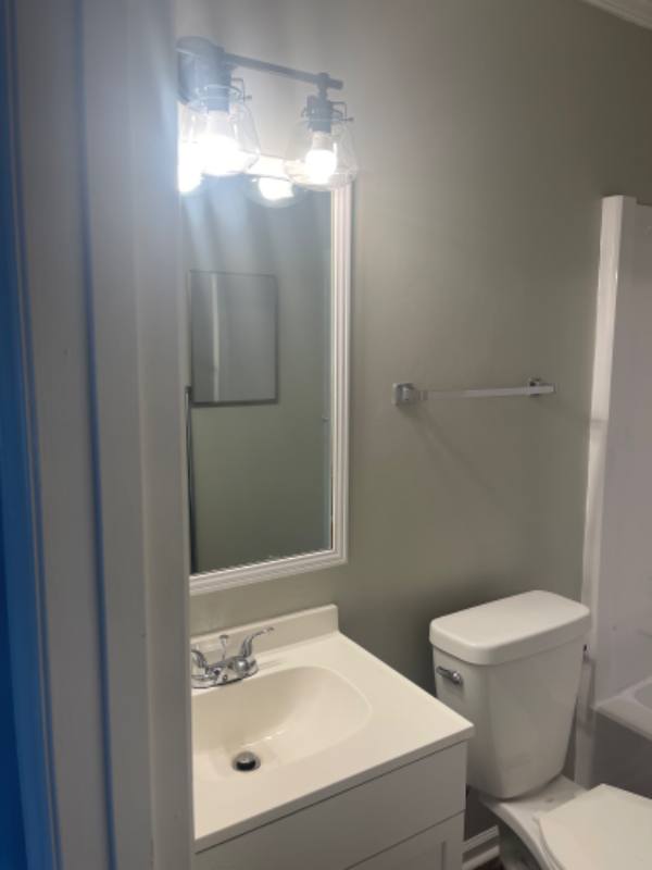 Townhouse for rent at 1139 Glendale Dr, Greensboro, NC 27406