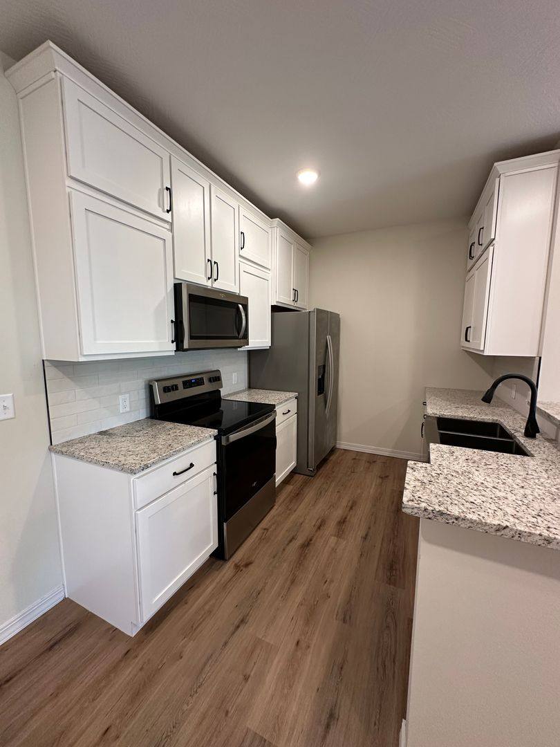 Apartment for rent at 750 Windsor Court, Branson, MO 65616