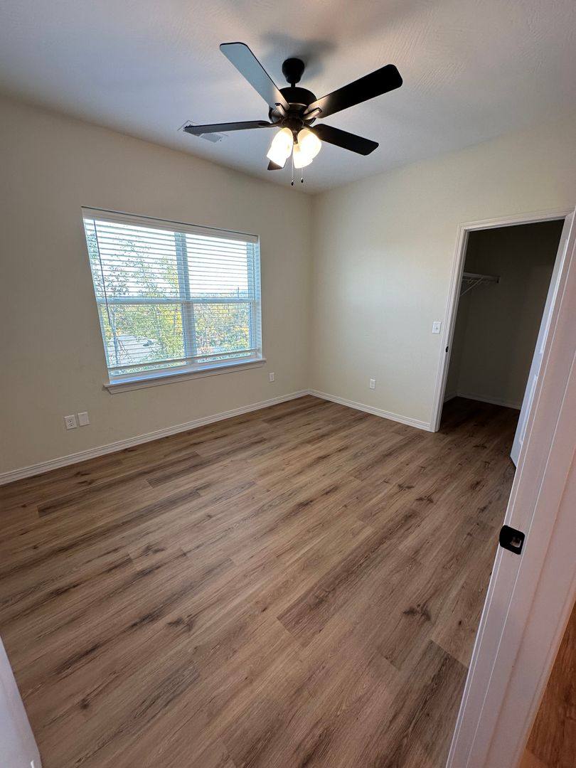 Apartment for rent at 750 Windsor Court, Branson, MO 65616