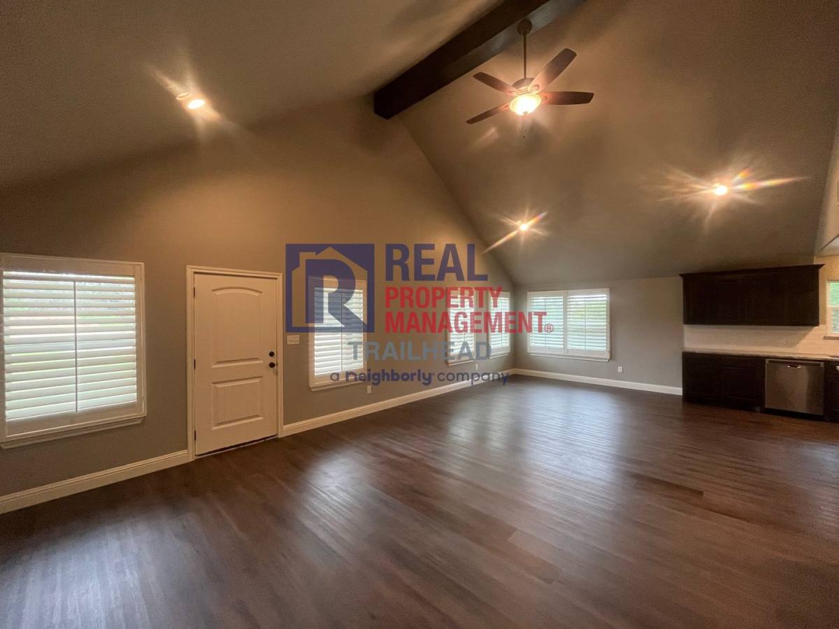 House for rent at 2700 Steepleridge Circle, Granbury, TX 76048
