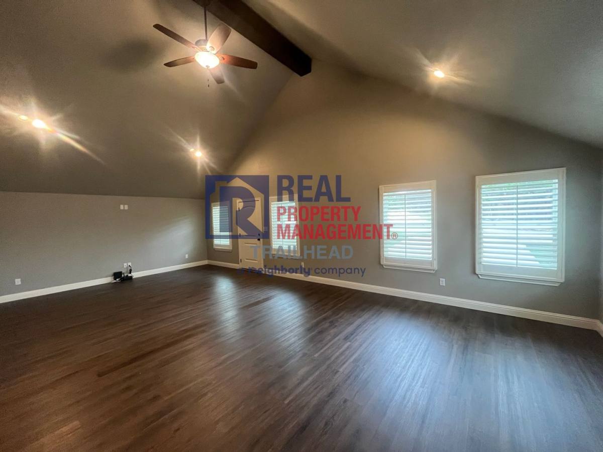 House for rent at 2700 Steepleridge Circle, Granbury, TX 76048