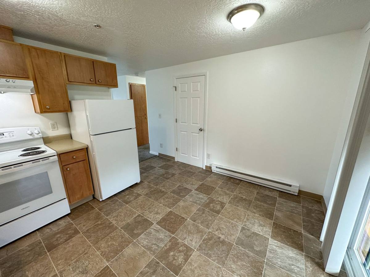 Apartment for rent at 3446-3462 Hadley St NE, Salem, OR 97301