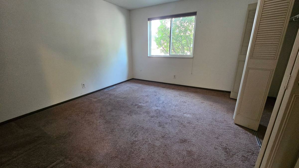 Townhouse for rent at 9783 Croke Dr, Denver, CO 80260