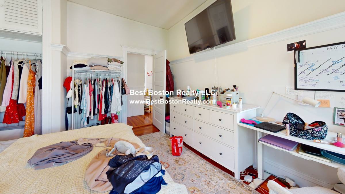 Apartment for rent at 171 Tremont St #3, Somerville, MA 02145