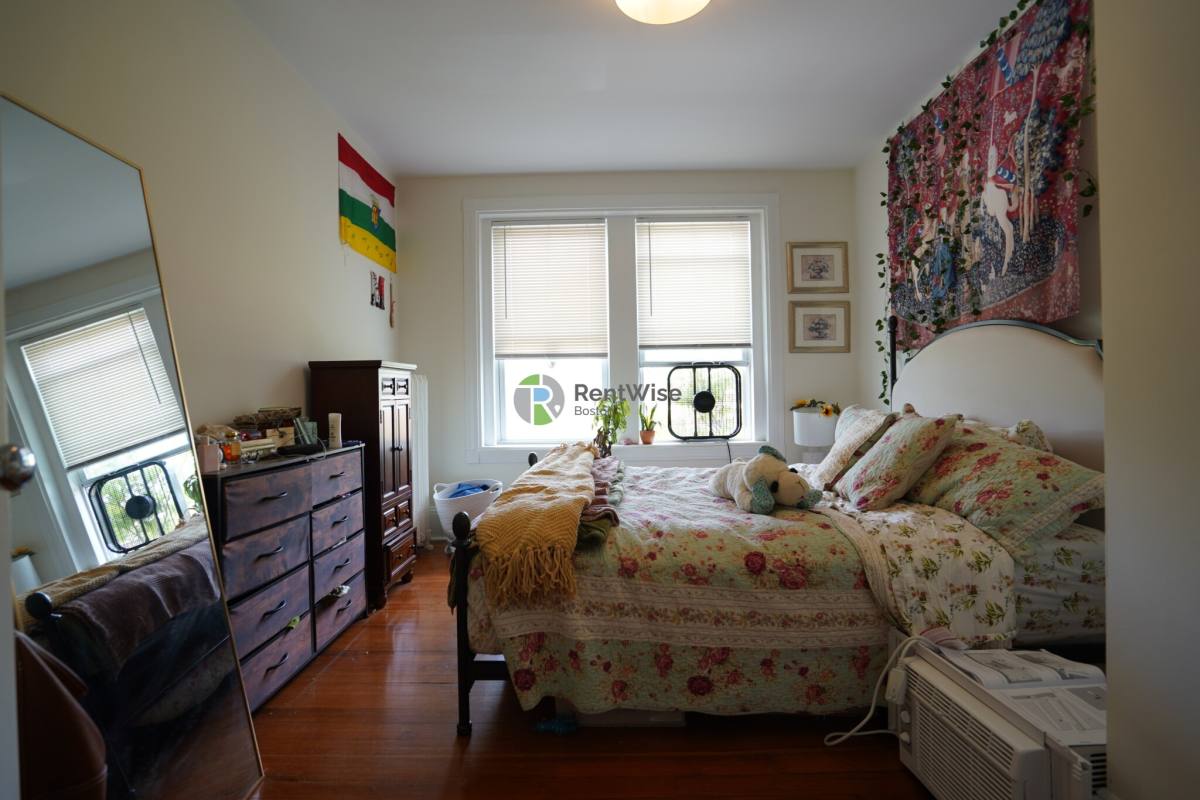 Apartment for rent at 83 Harvard St #20, Brookline, MA 02446