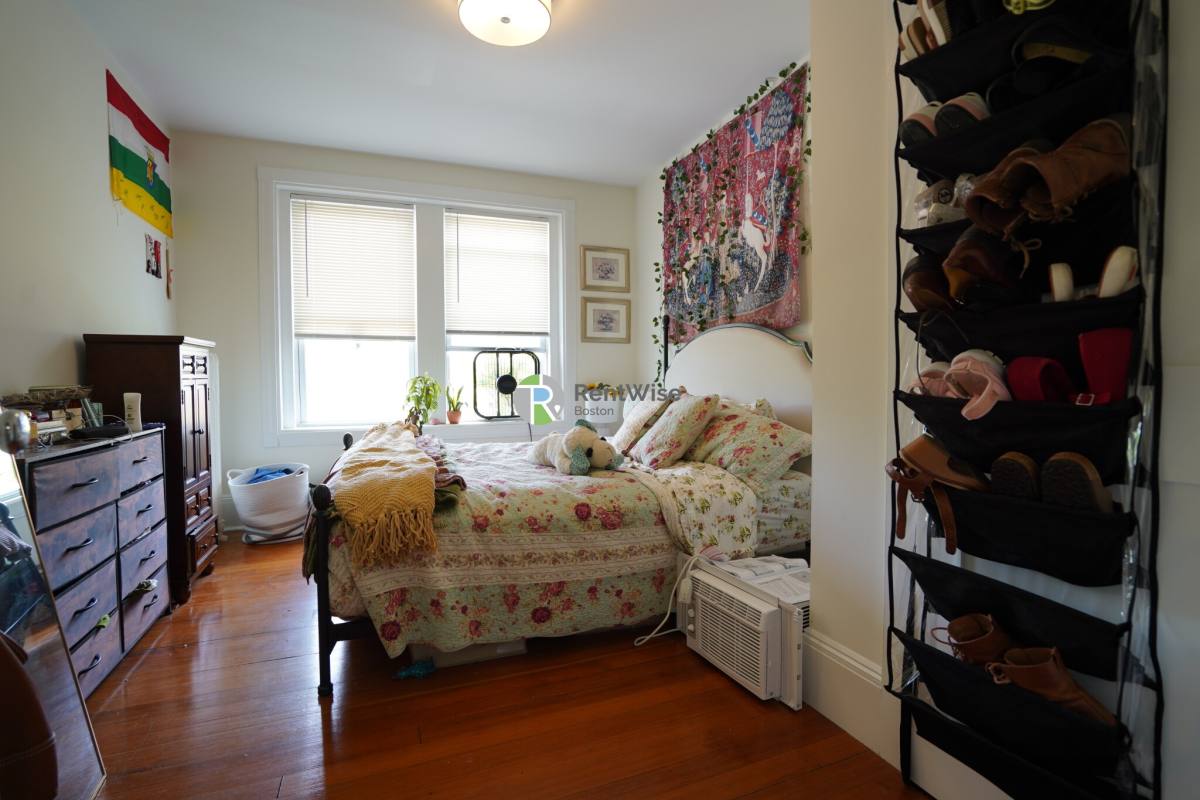 Apartment for rent at 83 Harvard St #20, Brookline, MA 02446