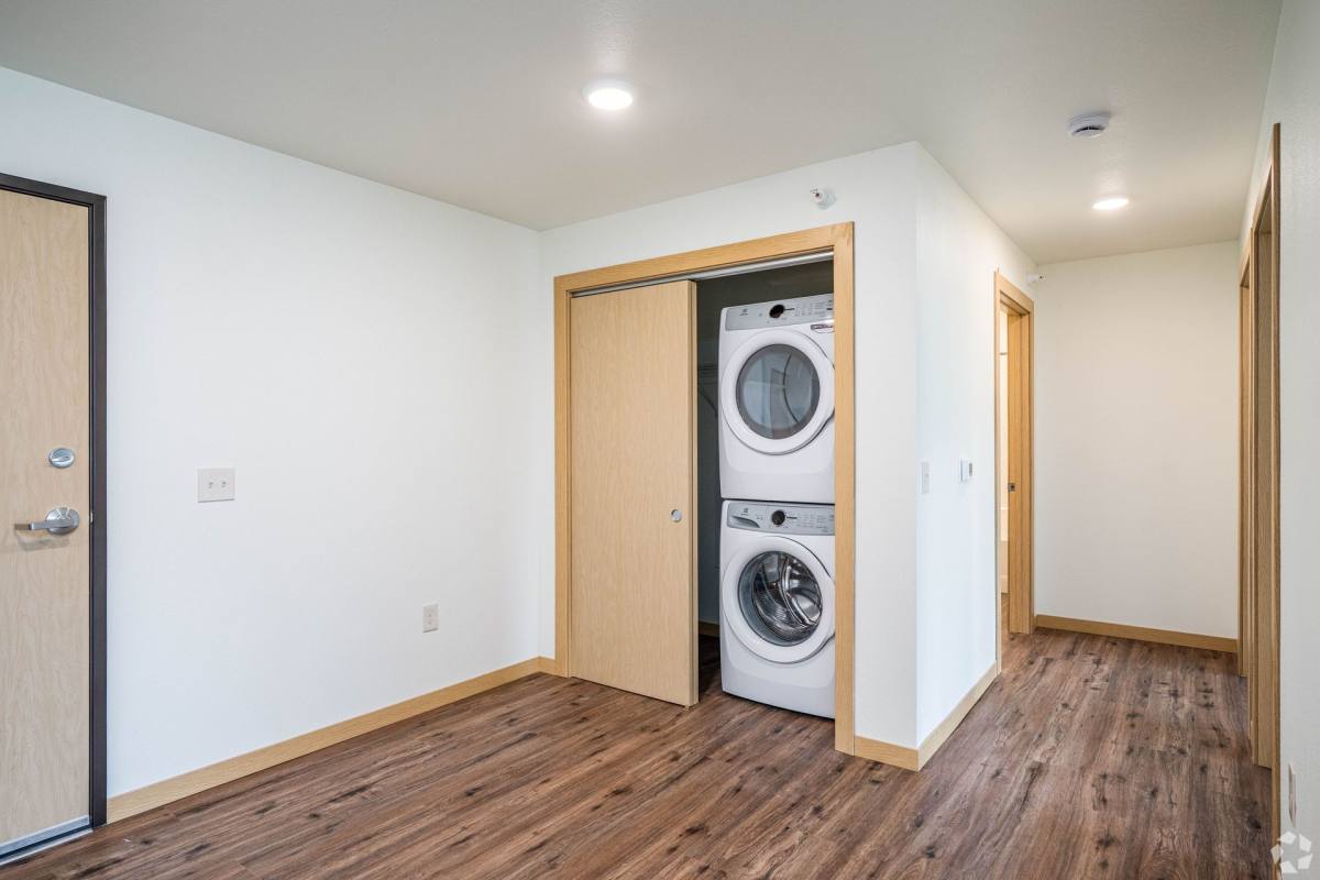 Apartment for rent at 1231 Enterprise Dr, Belle Plaine, MN 56011
