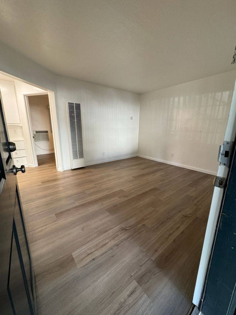 Apartment for rent at 2126 17th St, Sacramento, CA 95818