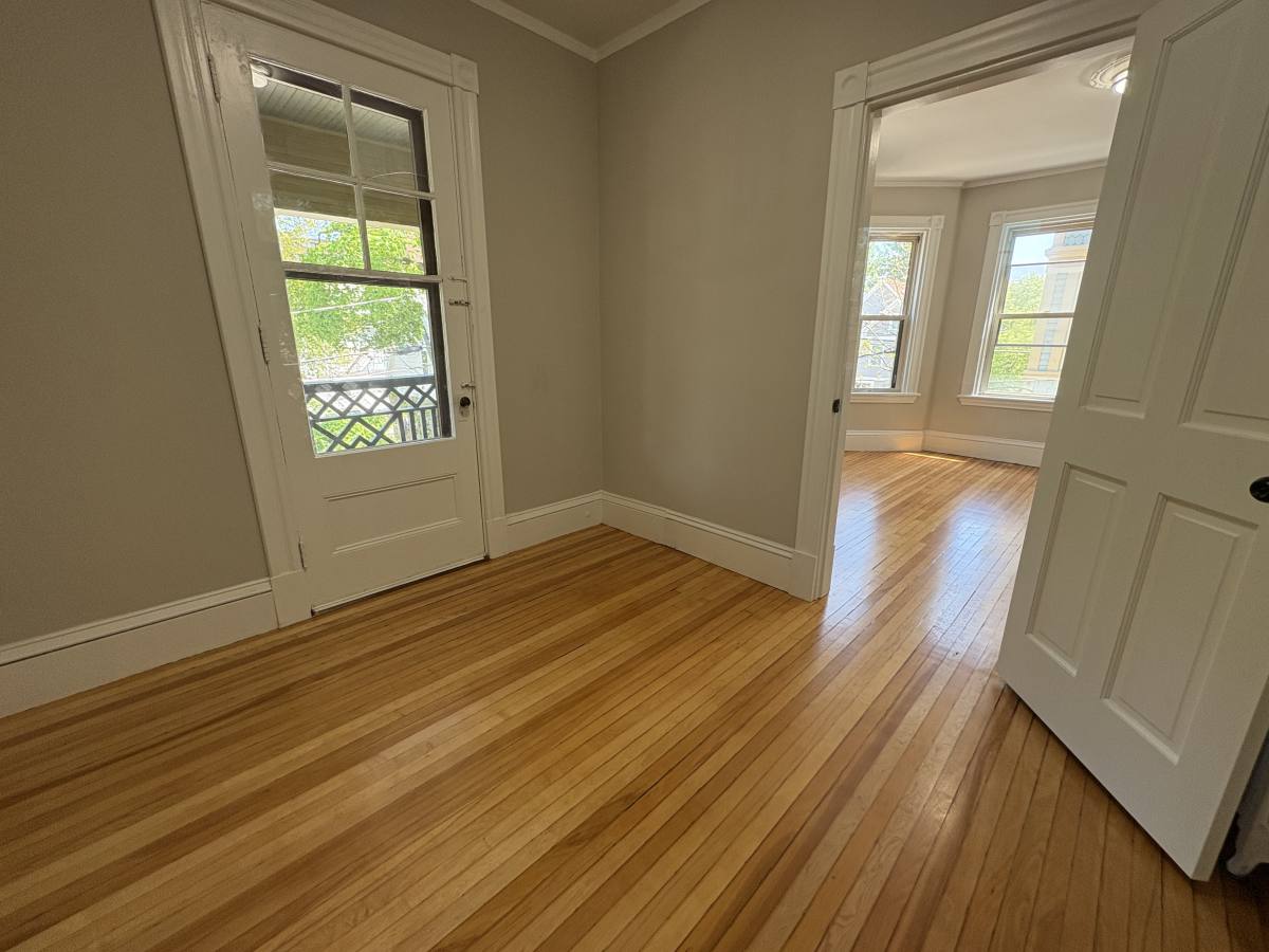 Apartment for rent at 4 Pleasant Ave #3F, Somerville, MA 02143