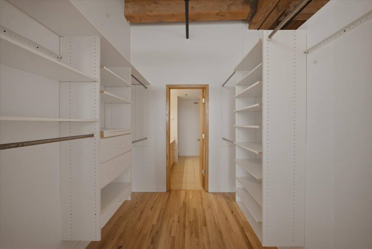 Apartment for rent at 1250 W Van Buren #514, Chicago, IL 60607