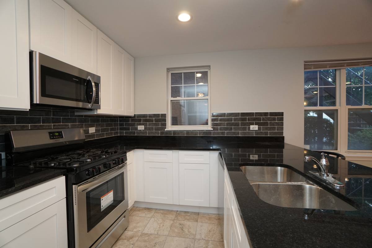 Condo for rent at 1103 N Crosby St #A, Chicago, IL 60610