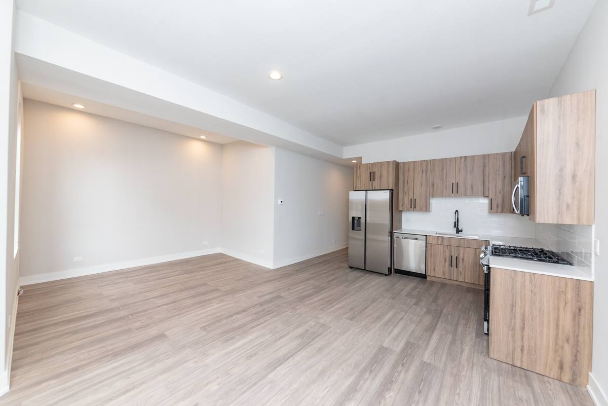 Apartment for rent at 1907 S Racine Ave #2F, Chicago, IL 60608