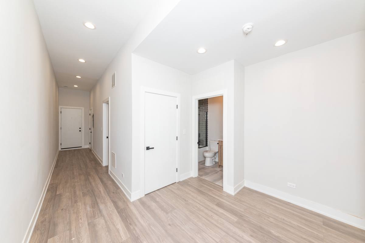 Apartment for rent at 1907 S Racine Ave #2F, Chicago, IL 60608