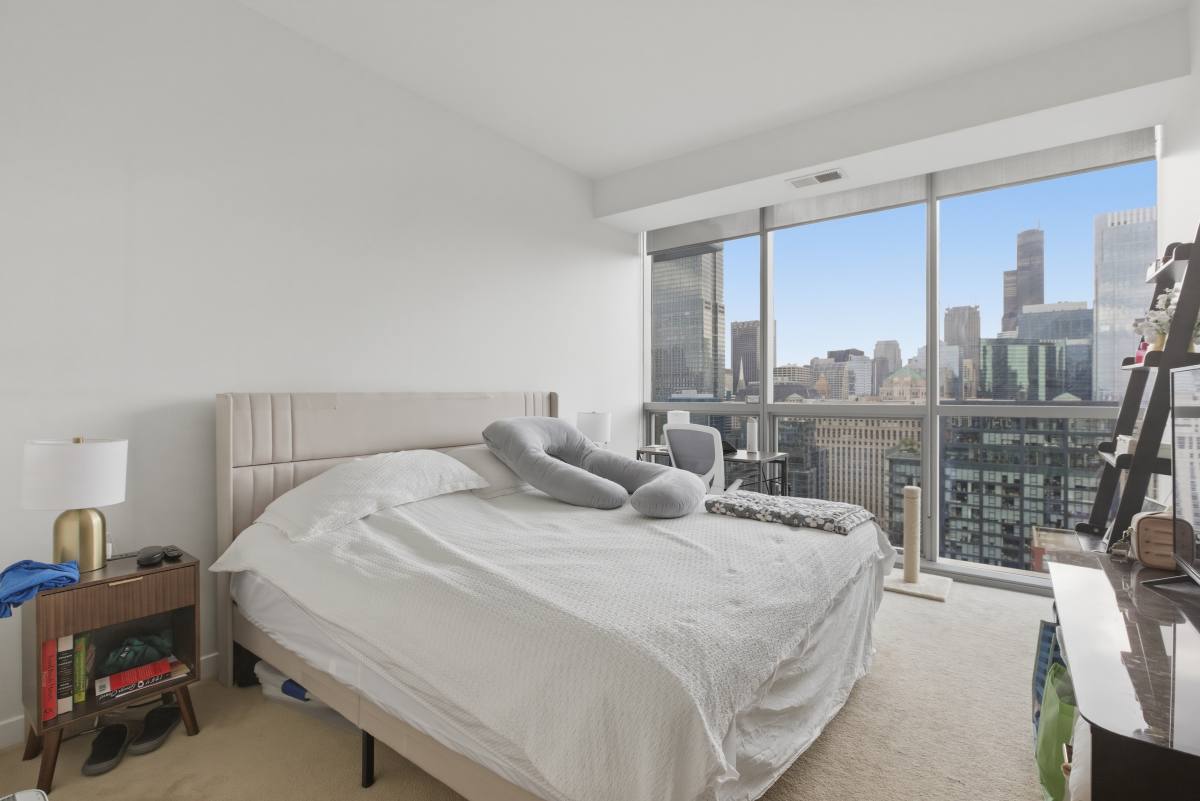 Condo for rent at 303 W Ohio St #3006, Chicago, IL 60654
