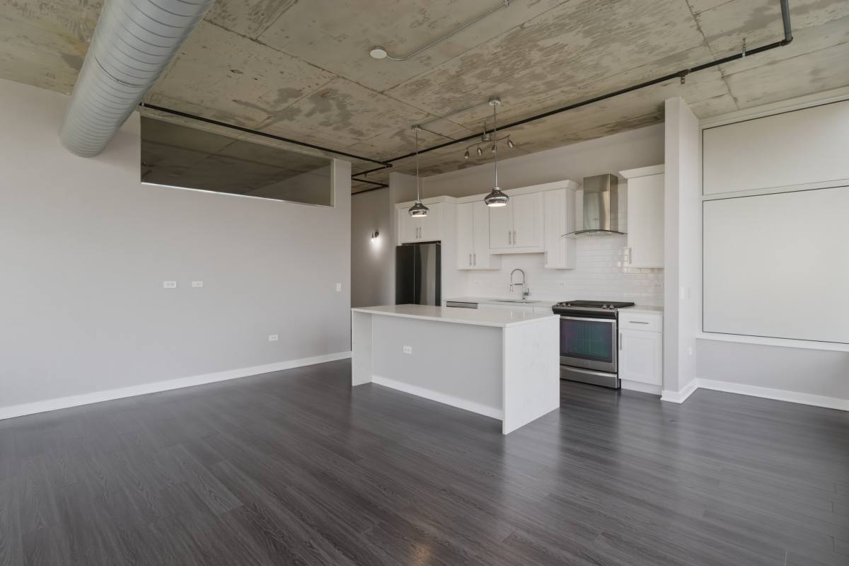 Apartment for rent at 50 E 16th St #804, Chicago, IL 60616