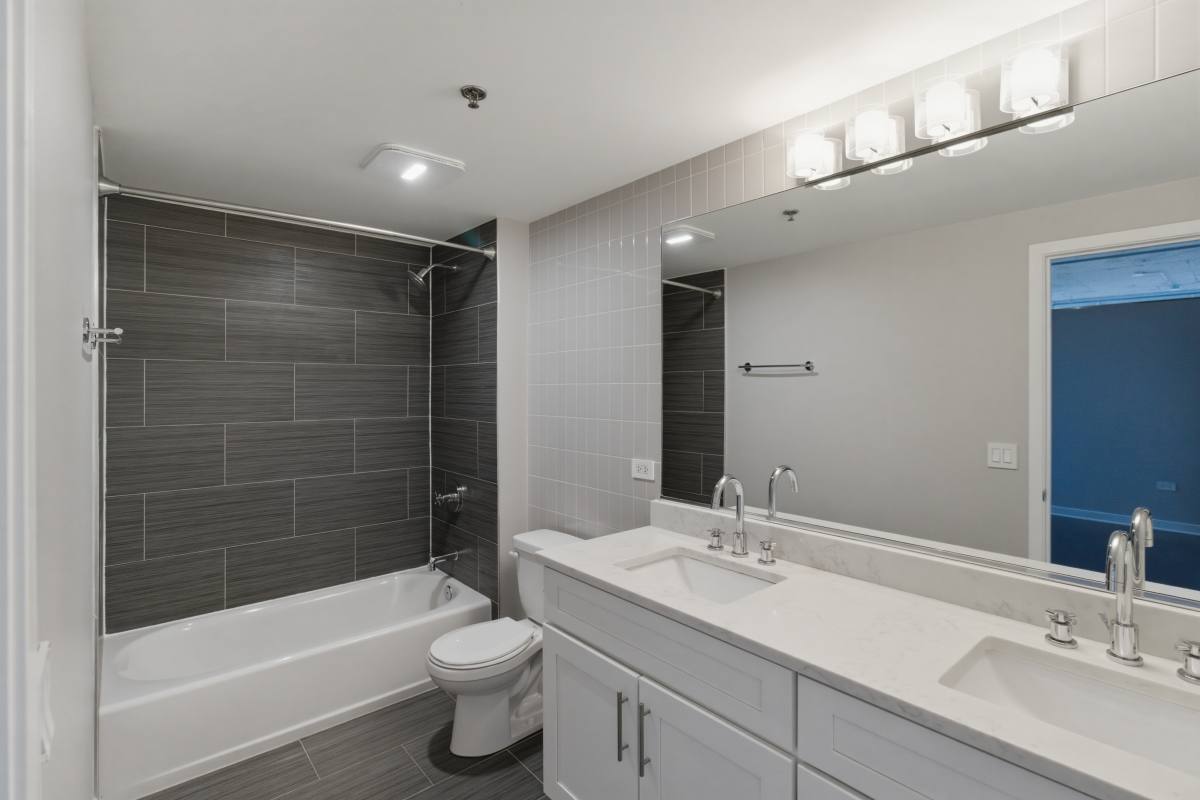 Apartment for rent at 50 E 16th St #804, Chicago, IL 60616