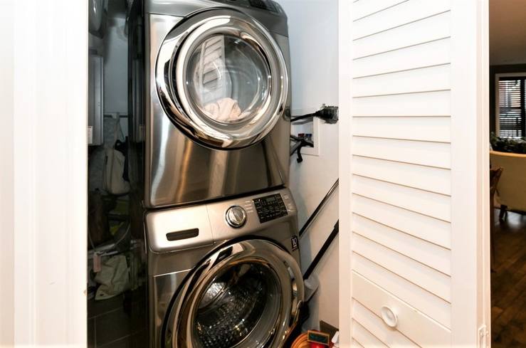 Apartment for rent at 2019 N Hoyne Ave #2R, Chicago, IL 60647