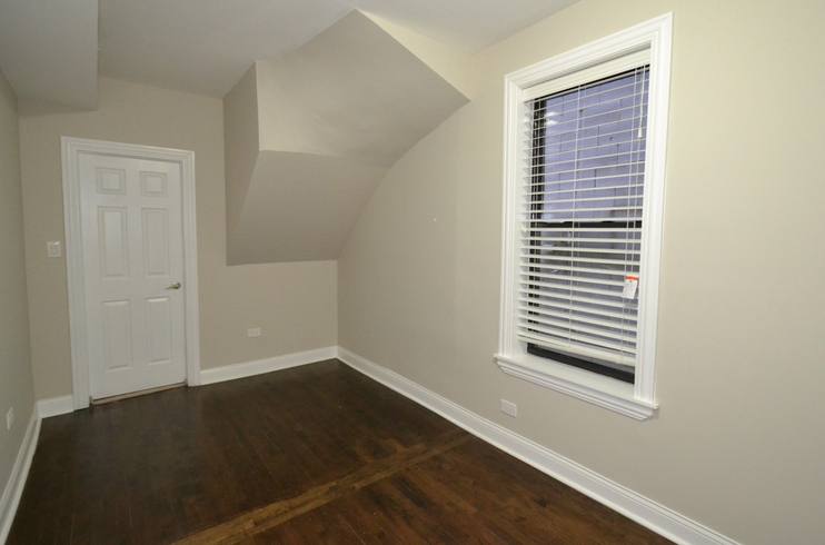 Apartment for rent at 2019 N Hoyne Ave #2R, Chicago, IL 60647
