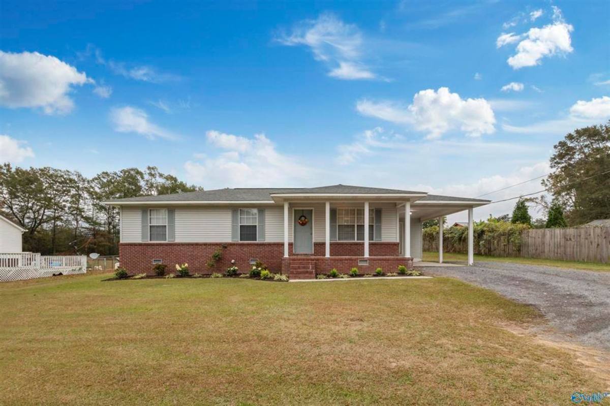 House for rent at 28 Arad Thompson Rd, Arab, AL 35016