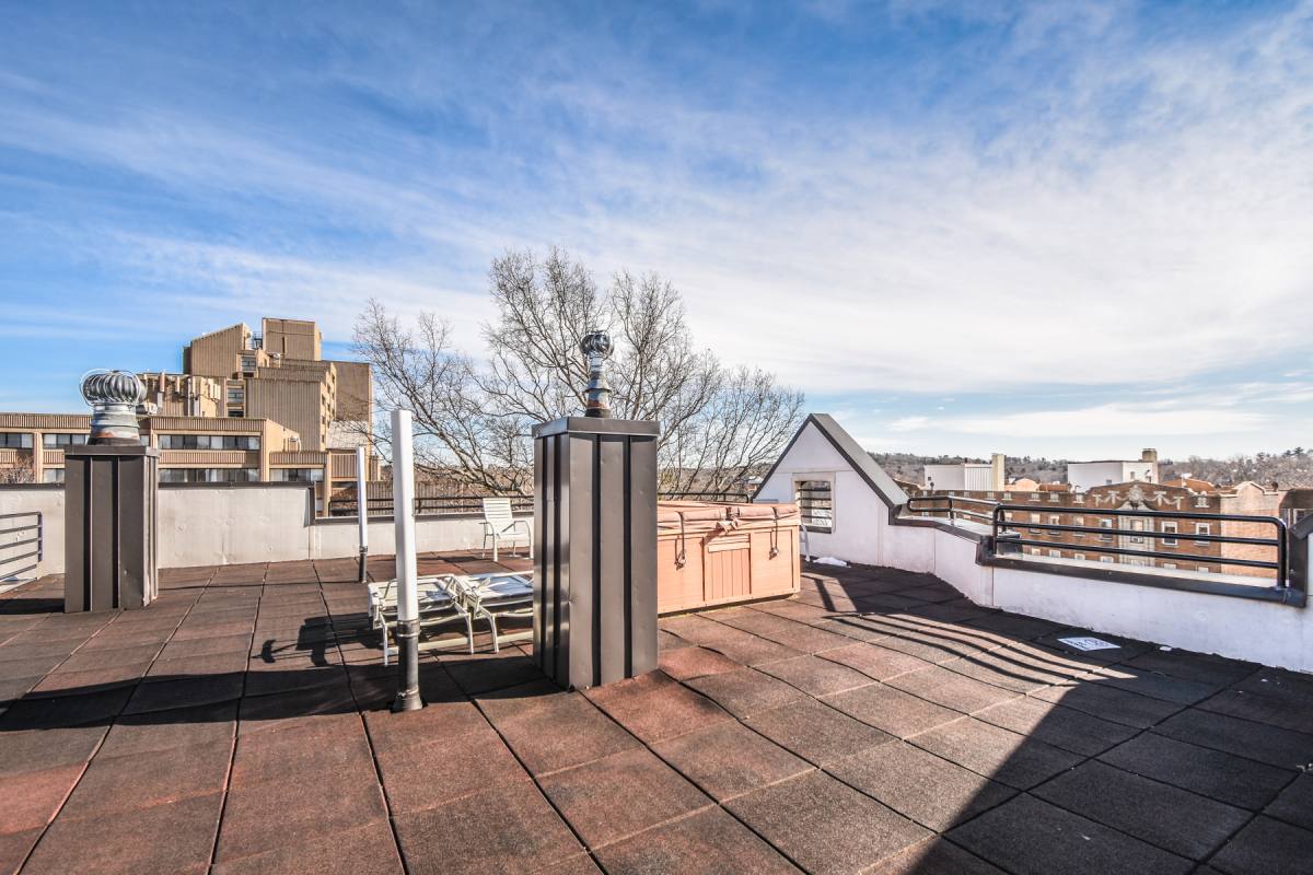 Apartment for rent at 1933 Commonwealth Ave #604, Brighton, MA 02135