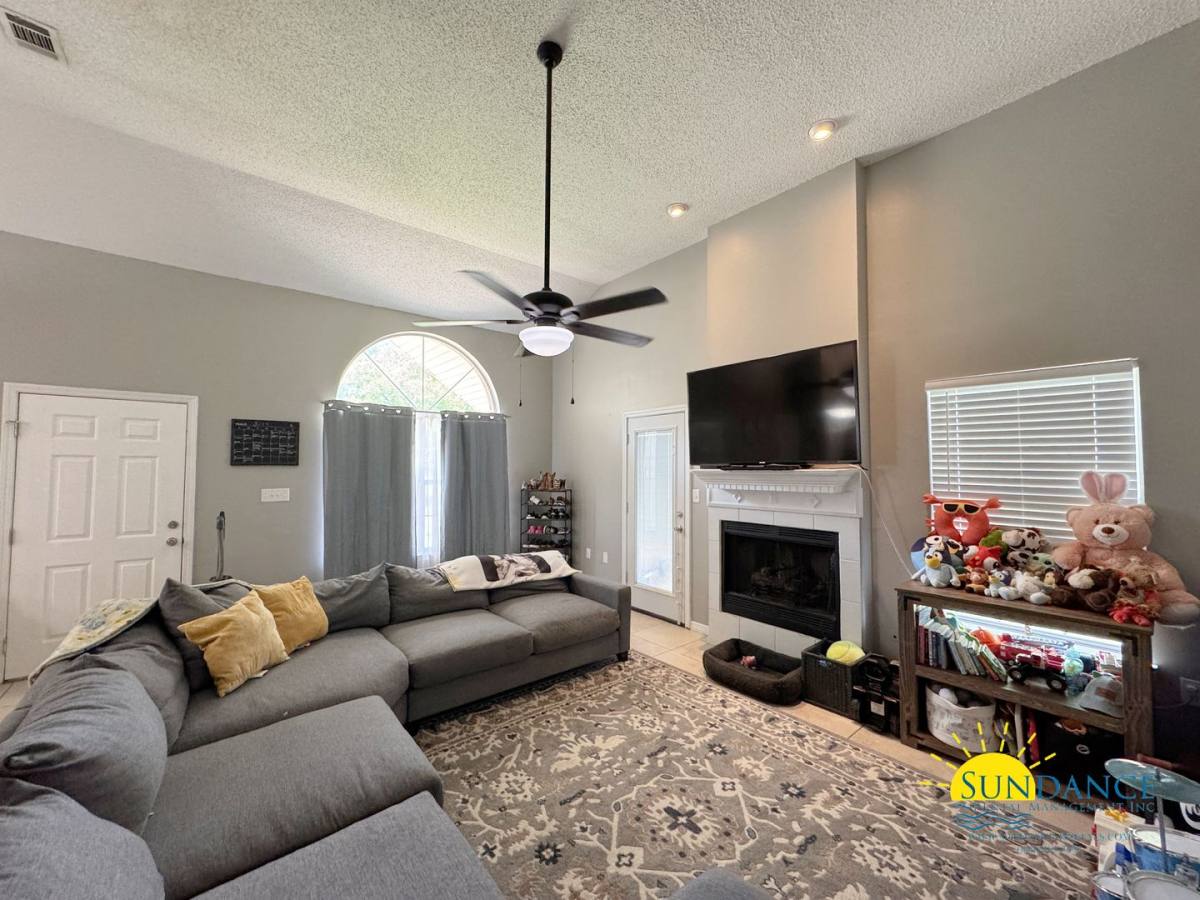 House for rent at 1701 Colonial Court, Fort Walton Beach, FL 32547