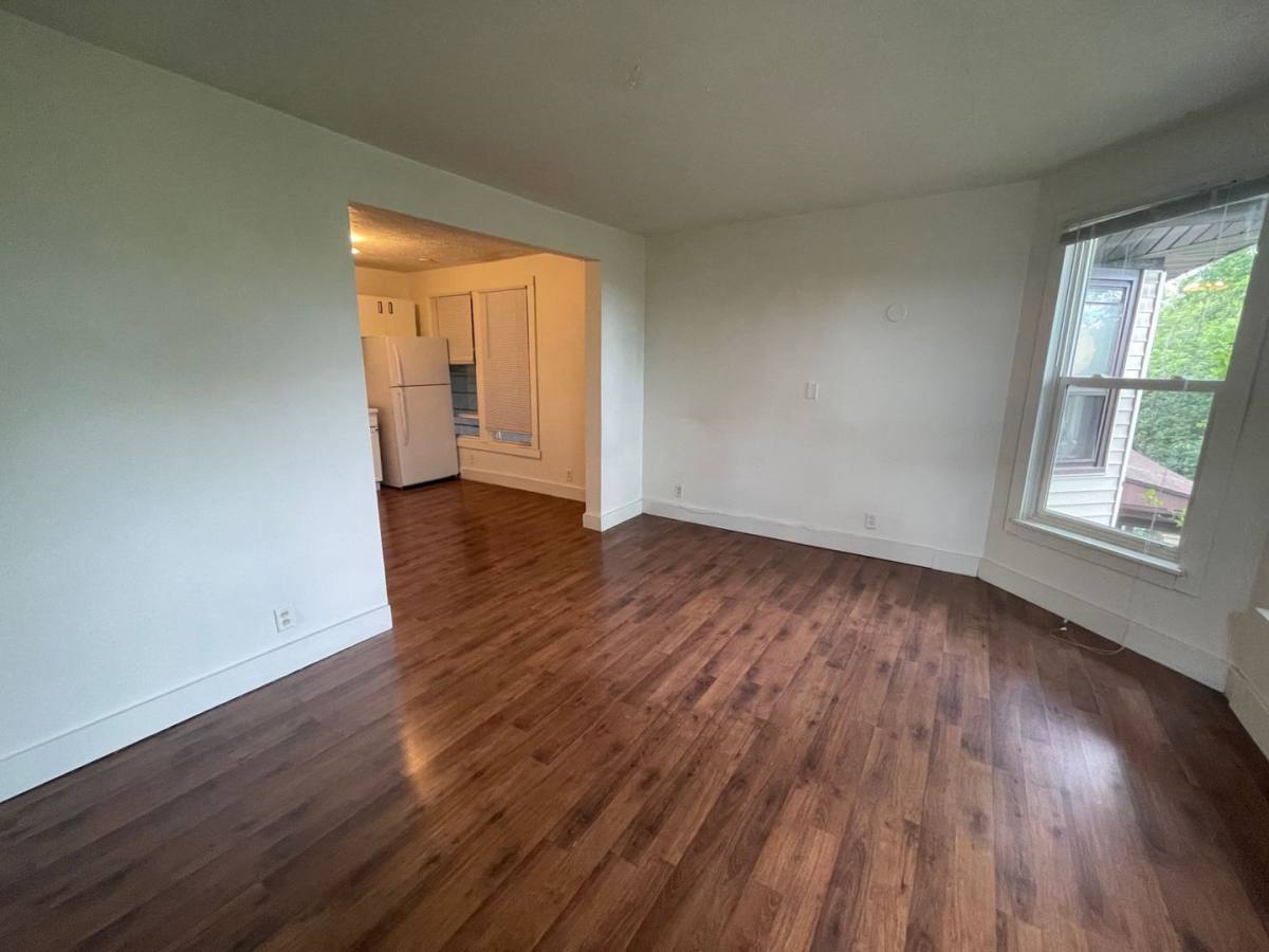 Apartment for rent at 1901 E Superior St, Duluth, MN 55812