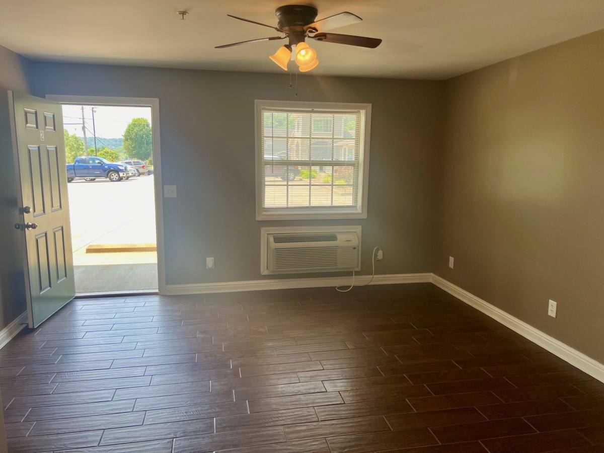 Apartment for rent at 1604 Spring Valley Dr #3, Huntington, WV 25704