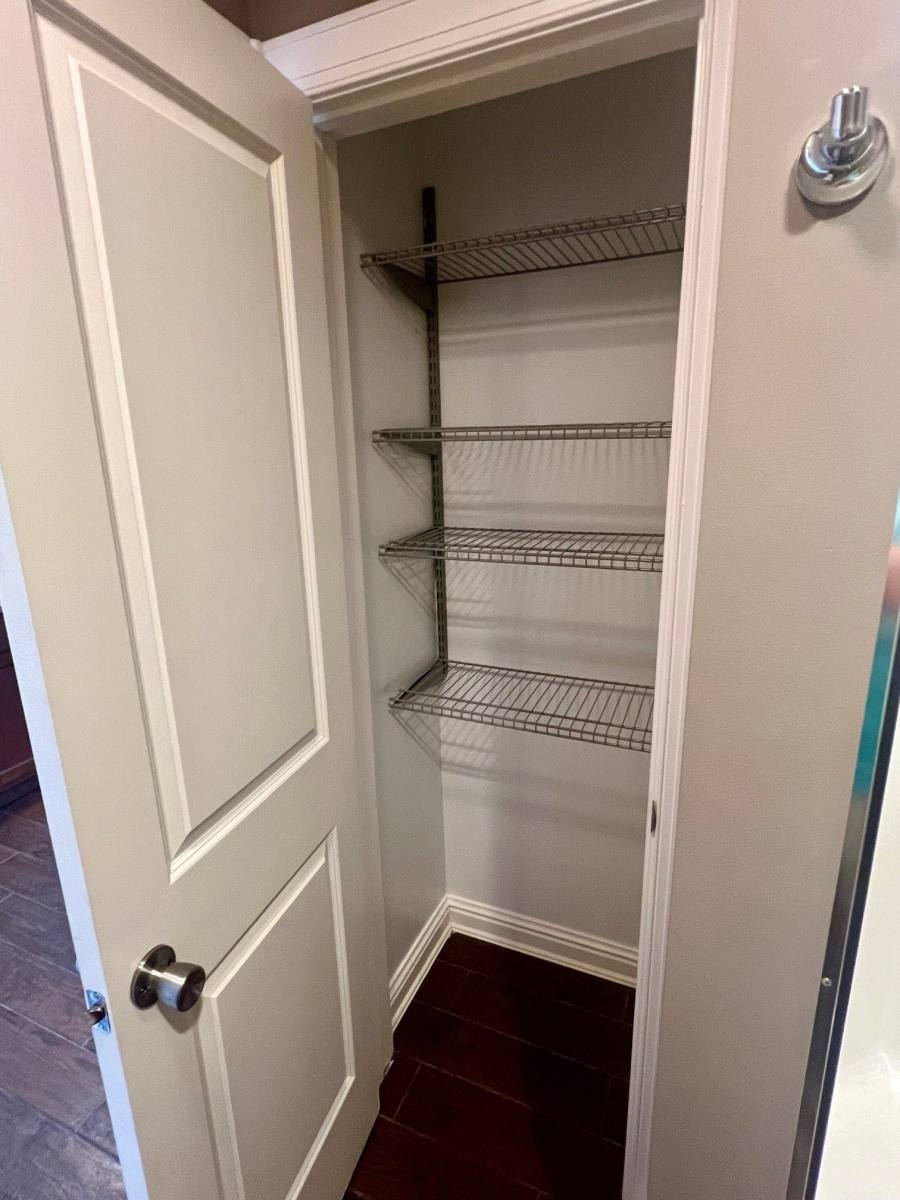 Apartment for rent at 1604 Spring Valley Dr #3, Huntington, WV 25704