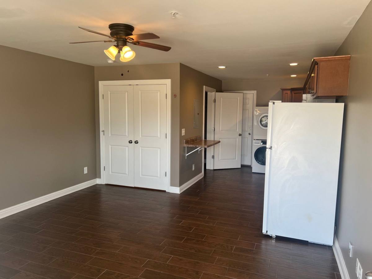 Apartment for rent at 1604 Spring Valley Dr #3, Huntington, WV 25704