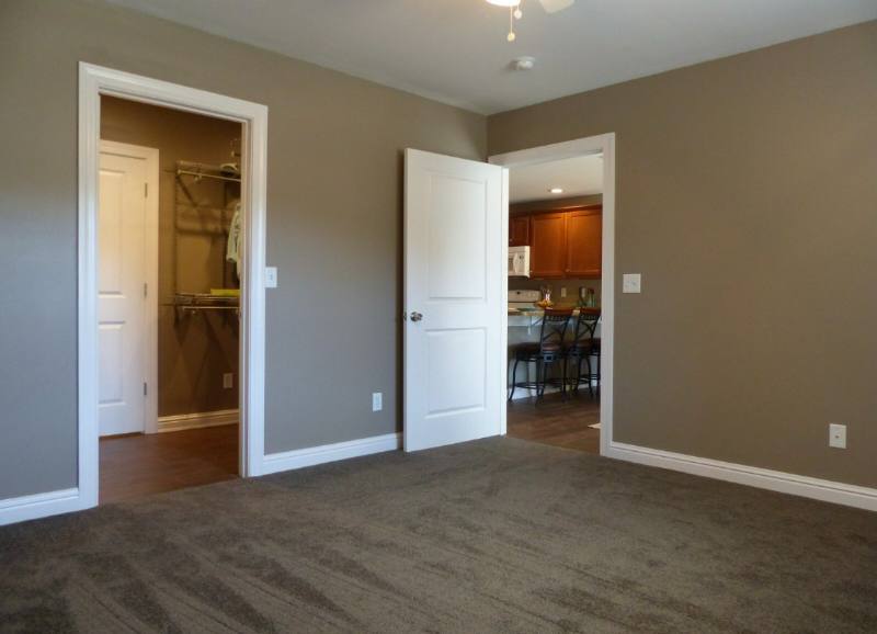 Apartment for rent at 1616 Spring Valley Dr Park Place #33A, Huntington, WV 25704