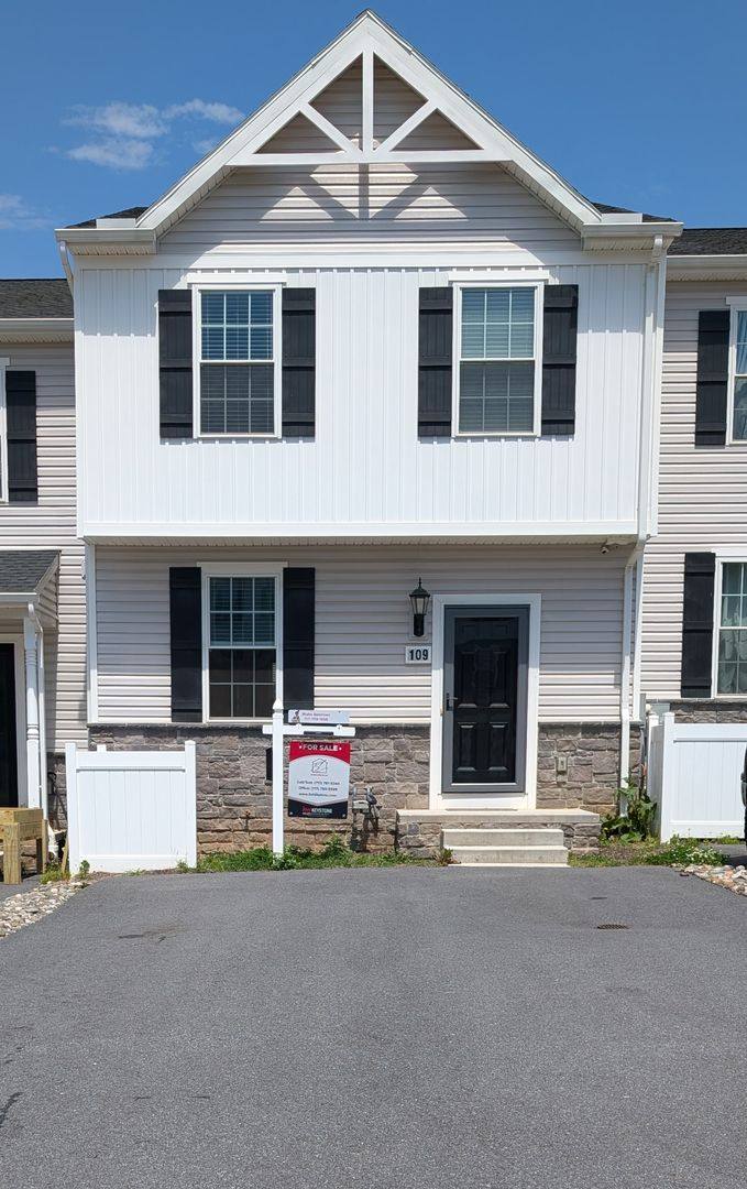 House for rent at 109 Holstein Dr, Hanover, PA 17331