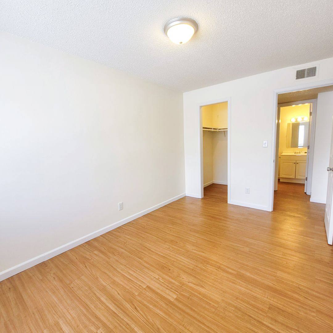 Apartment for rent at 1111 SW Fillmore St, Topeka, KS 66604
