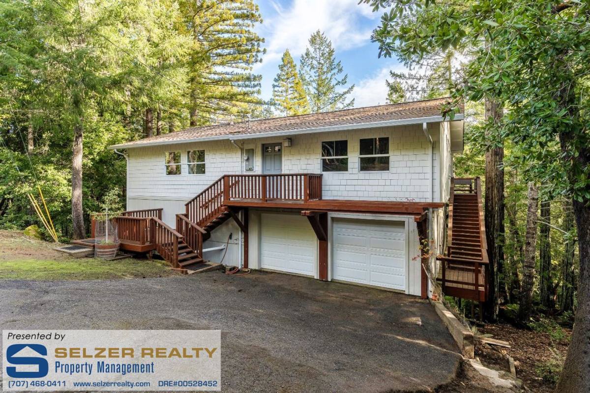 House for rent at 25053 Robin Circle, Willits, CA 95490