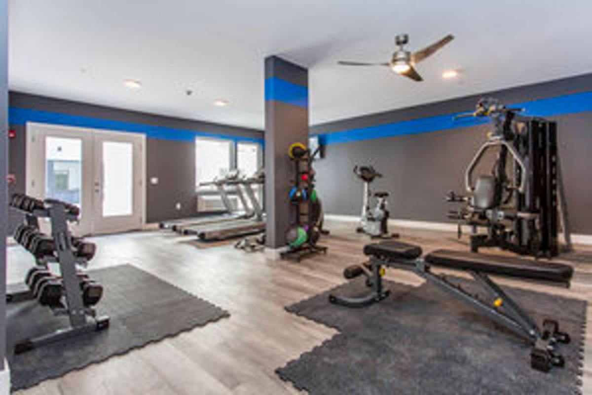 Apartment for rent at 180 Roosevelt Ave, Carteret, NJ 07008