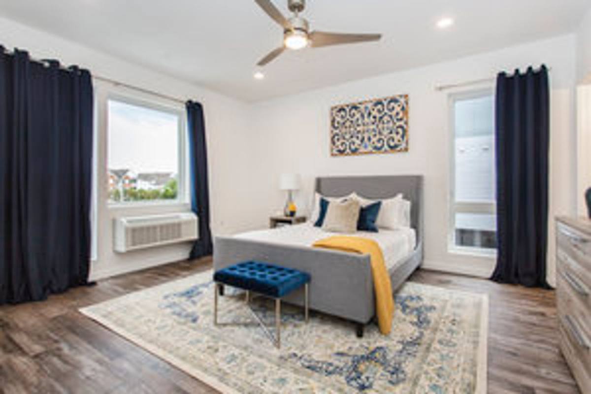Apartment for rent at 180 Roosevelt Ave, Carteret, NJ 07008
