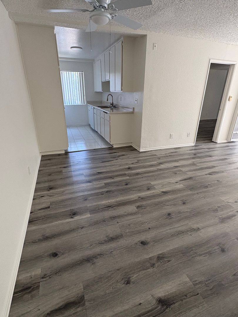 Apartment for rent at 6925 Haskell Ave, Van Nuys, CA 91406
