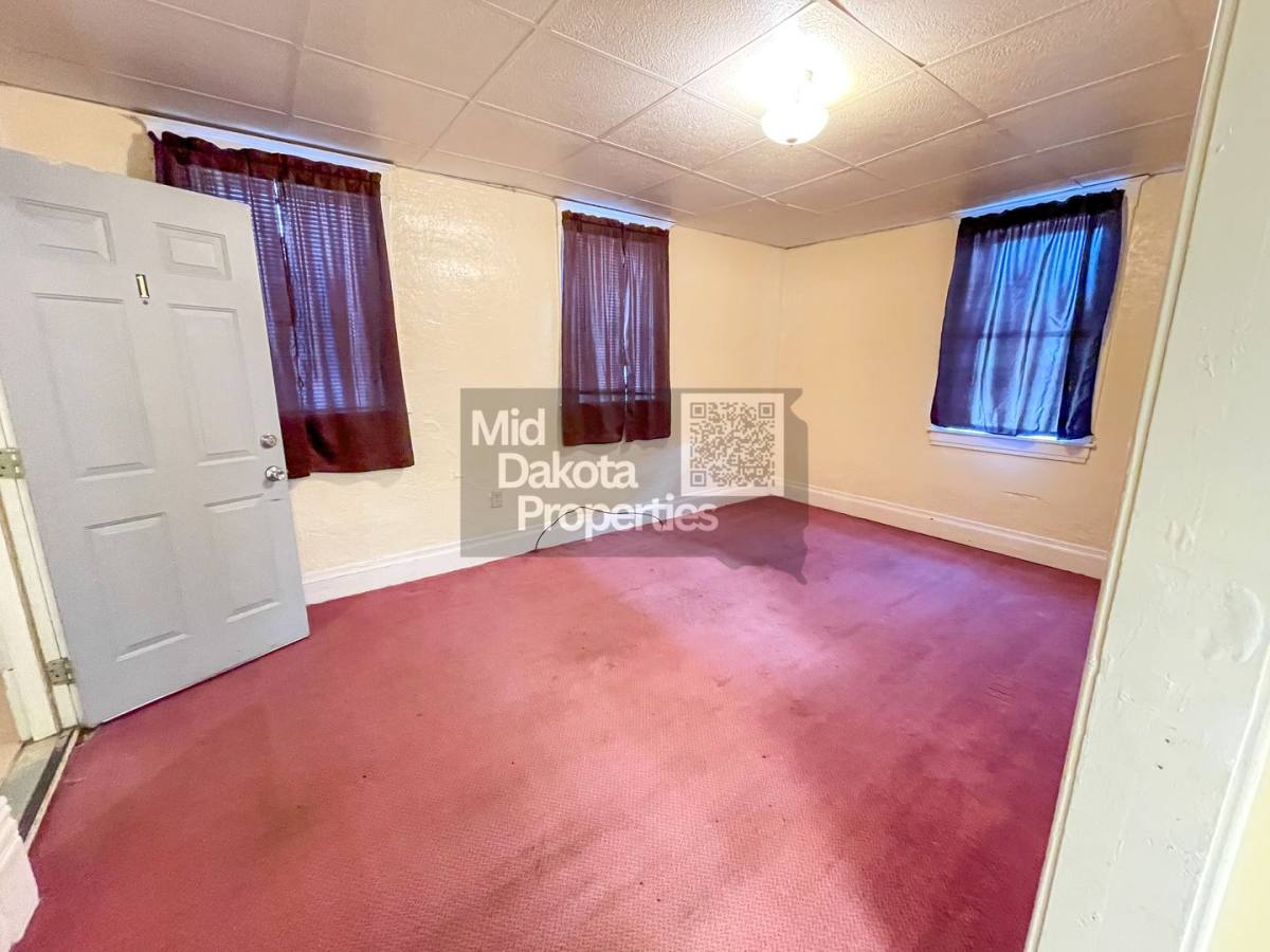 Apartment for rent at 112 N Rowley, Mitchell, SD 57301