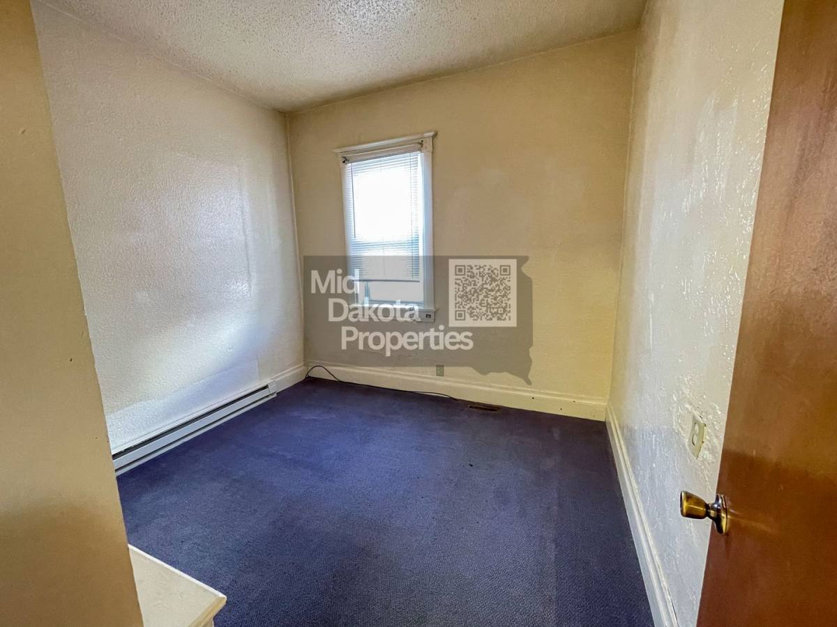 Apartment for rent at 112 N Rowley, Mitchell, SD 57301