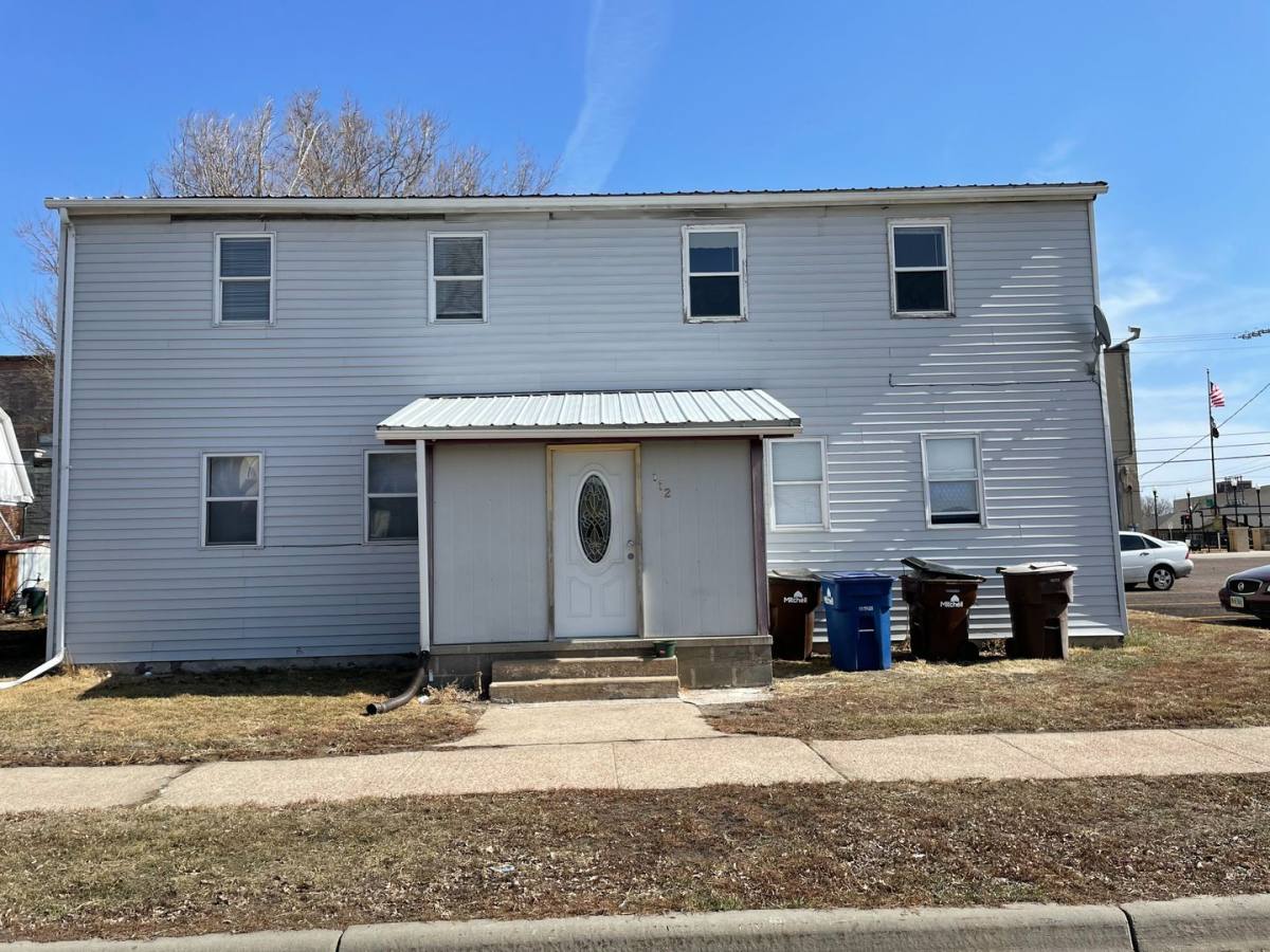 Apartment for rent at 112 N Rowley, Mitchell, SD 57301