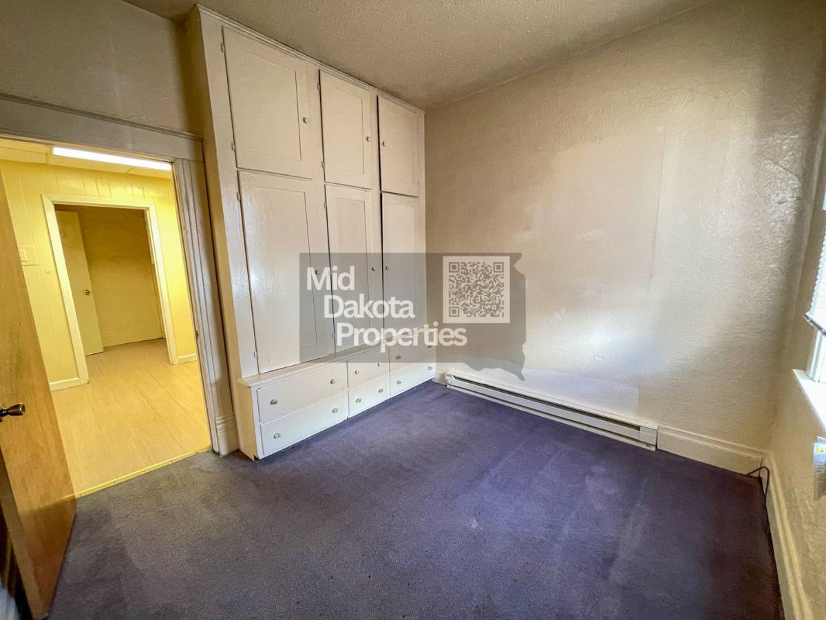 Apartment for rent at 112 N Rowley, Mitchell, SD 57301
