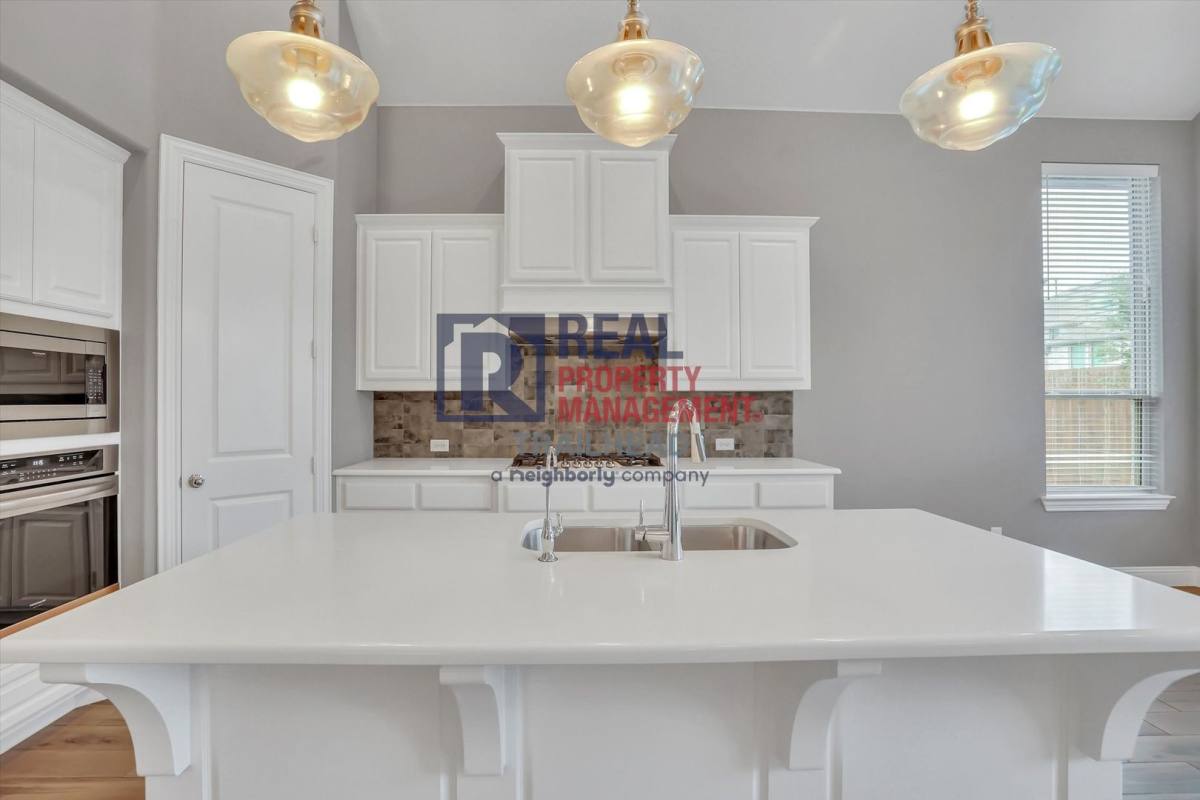 House for rent at 7433 Whisterwheel Way, Fort Worth, TX 76123