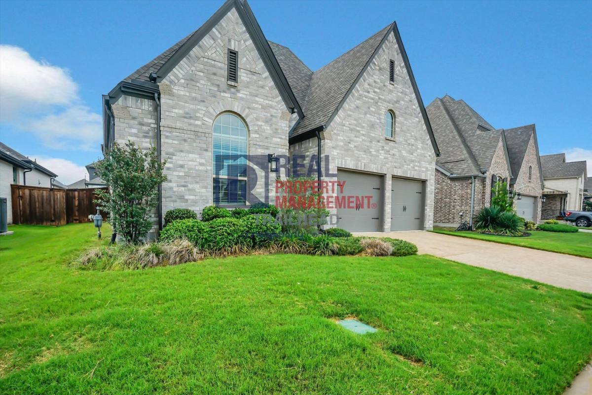 House for rent at 7433 Whisterwheel Way, Fort Worth, TX 76123