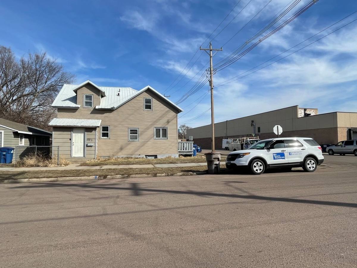 Apartment for rent at 122 W 9th, Mitchell, SD 57301